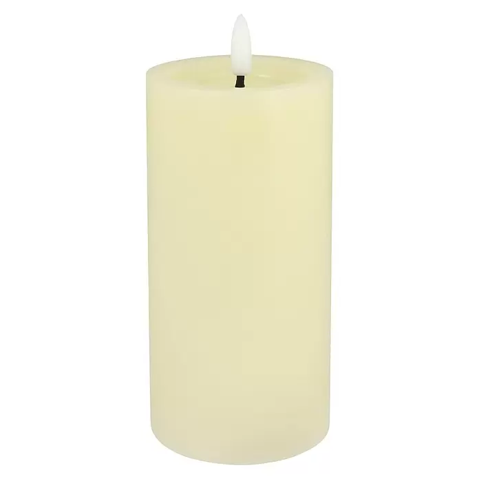 LED-Kerze Shine - Creme, Ø x H: 7,5 x 15 cm, Echtwachs - Hellegelbe LED-Stumpenkerze mit realistischer flackernder weißer Flamme.
