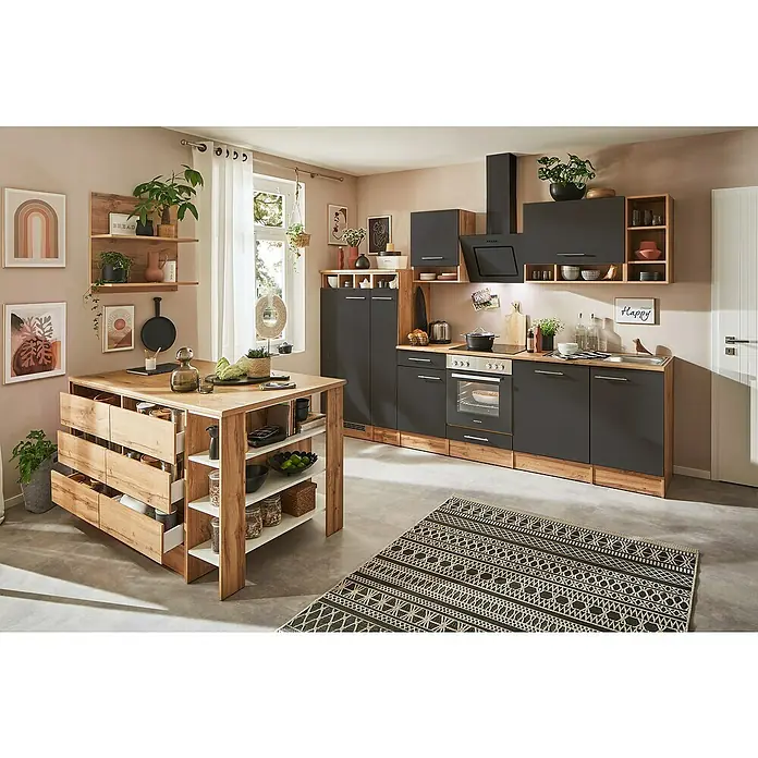 Respekta Inselküche Hilde Typ 2 - Breite: 310 cm, Grau, Mit Elektrogeräten - Eine moderne Küche mit einer Kücheninsel, dunklen Schränken und Holzakzenten, die ein stilvolles und funktionales Design zeigt.
