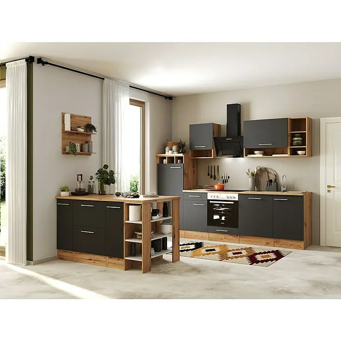 Respekta Inselküche Hilde Typ 2 - Breite: 280 cm, Grau, Mit Elektrogeräten - Moderne Küche mit schwarzen Schränken, Holzregalen und einer Kochinsel, die ein stilvolles und funktionales Design bietet.