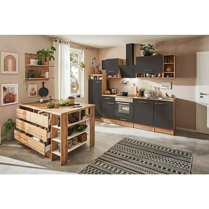 Respekta Inselküche Hilde Typ 2 - Breite: 280 cm, Grau, Mit Elektrogeräten - Eine moderne Küche mit dunklen Schränken, einer Kochinsel und einem gemusterten Teppich. Der Raum ist hell und einladend.