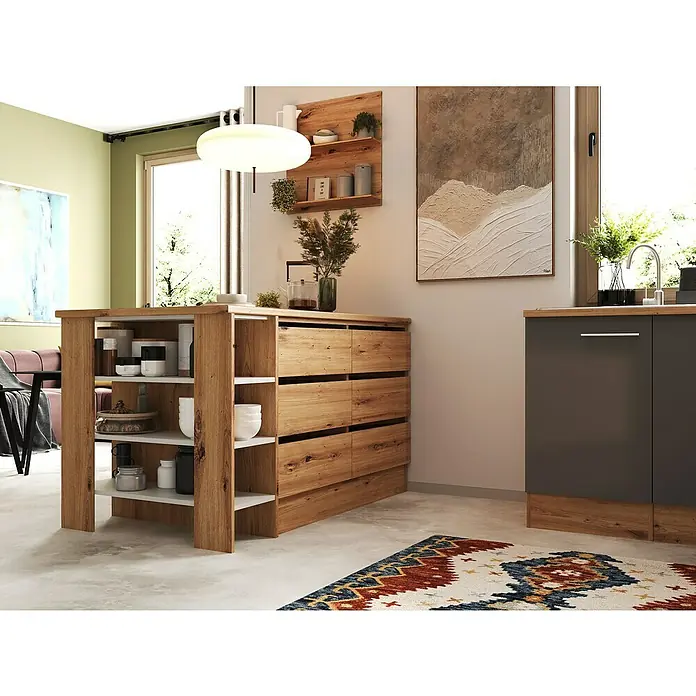 Respekta Inselküche Hilde Typ 2 - Breite: 280 cm, Grau, Matt, Mit Elektrogeräten - Ein moderner Küchenblock mit Holzfronten und weißen Regalen, ergänzt durch einen grauen Küchenschrank und einen bunten Teppich, schafft eine warme Atmosphäre.