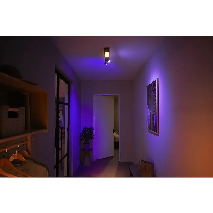 Philips Hue LED-Deckenstrahler White & Color Ambiance Centris - 22,4 W, L x B x H: 8,5 x 40,8 x 12,7 cm, Schwarz, RGBW, 3 Stk. - Flur mit intelligentem Beleuchtungssystem. Das Hue-Beleuchtungssystem sorgt für eine stimmungsvolle Atmosphäre im Raum durch individuelle Farbgestaltung.
