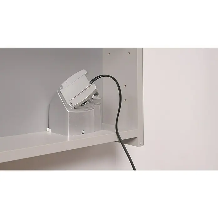 Riva Look LED-Spiegelschrank - B x H: 60,6 x 64,8 cm, Mit Beleuchtung - Nahaufnahme eines silbernen Staubsaugers der Marke Dyson, der auf einem Regal in einem hellgrauen Schrank platziert ist.