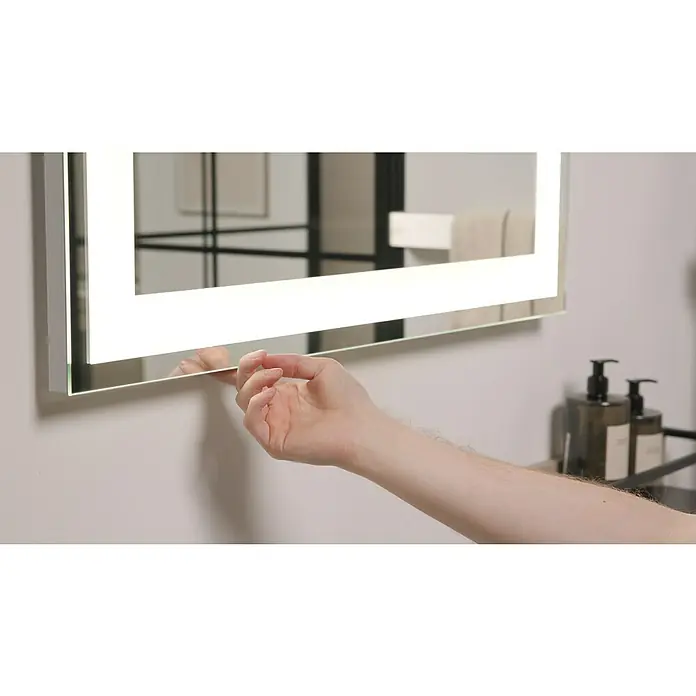 Camargue Stella LED-Lichtspiegel - 100 x 70 cm - Beleuchteter Badezimmerspiegel mit rechteckigem Design und berührungsempfindlicher Bedienung für moderne Badezimmer.