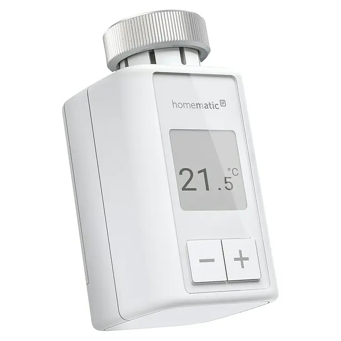 Homematic IP Heizkörper-Thermostat Flex HmIP-eTRV-F - M30 x 1,5 mm - Produktansicht des Homematic IP Heizkörperthermostats mit Temperaturanzeige und Plus/Minus-Tasten zur Steuerung der Raumtemperatur.