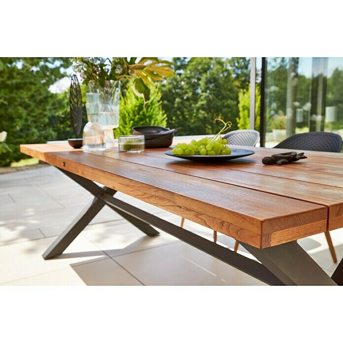 Tavolo da giardino in legno di robinia
