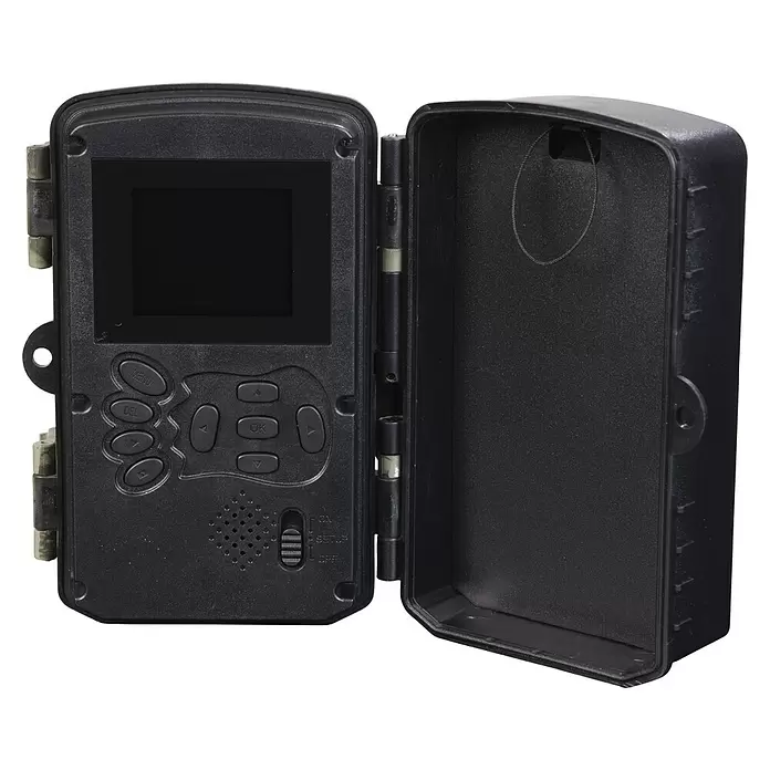 Denver Wildkamera WCT-8026W - Camouflage, IP65 - Geöffnete schwarze Wildkamera aus Kunststoff zeigt internen Bildschirm, Steuerungstasten, Lautsprecher und Netzschalter.
