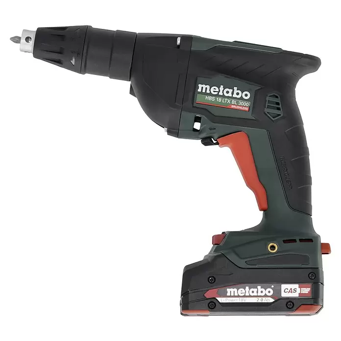 Metabo CAS 18V Atornillador para placas de yeso de batería HBS 18 LTX BL 3000 - 18 V, 2 baterías, 2 Ah - Atornillador sin cable Metabo HBS 18 LTX BL 3000, sin escobillas, en gris oscuro, verde y rojo con batería Li-Power de 18V.