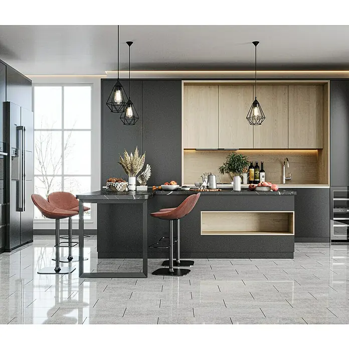 Natursteinfliese Imperial - 30,5 x 61 cm, Weiß, Glänzend - Elegante Kücheninsel mit modernen Barhockern und stilvollen Pendelleuchten, die das luxuriöse Design unterstreichen.