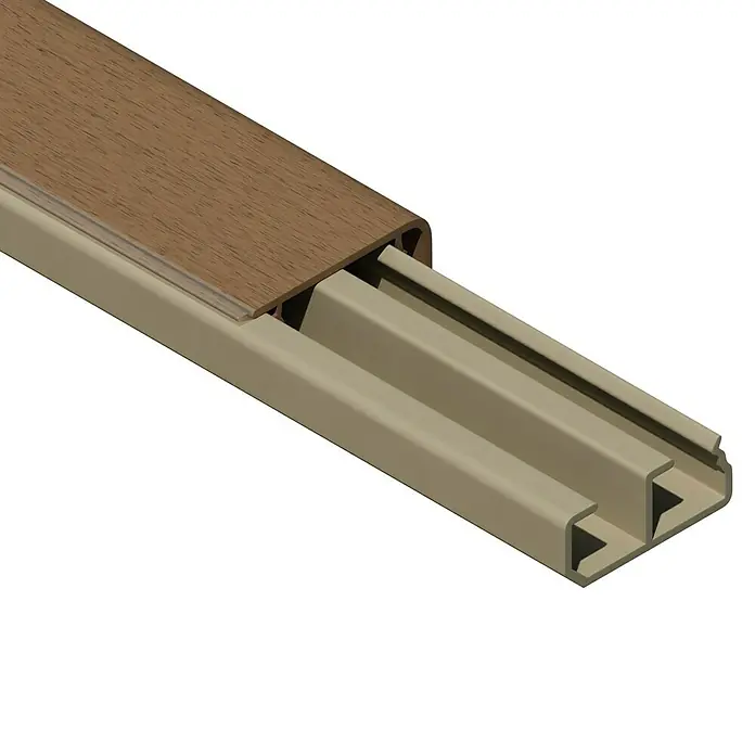Sockelleistenkanal - 2 m x 50 mm x 20 mm, Buche - Detailaufnahme eines Profils mit Holzoberfläche, das ein modernes Design und hohe Stabilität vereint.