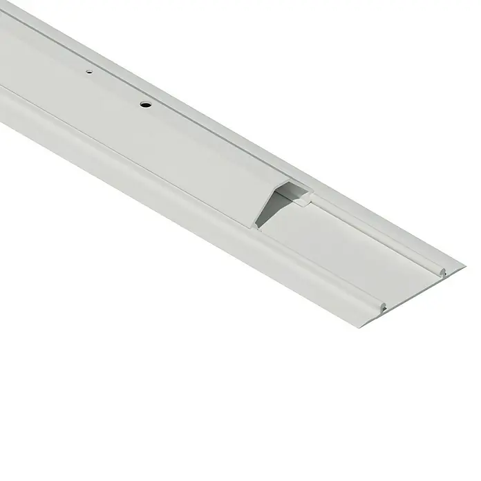 Gewiss Kabelkanal mit Oberteil aus Hart-PVC - 2 m x 50 mm x 30 mm, Weiß - Weiße Kabelkanal-Abdeckung zur diskreten Kabelführung. Ideale Lösung, um Kabel ordentlich und unauffällig zu verlegen. Praktisch und ästhetisch.