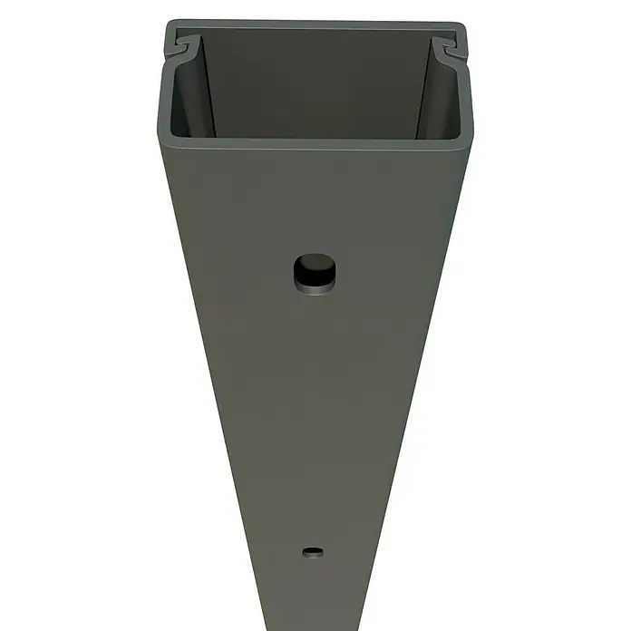 Kabelkanal - L x B x H: 2 m x 30 mm x 15 mm, Silber - Nahaufnahme eines trapezförmigen, grauen Pfostens mit rechteckigem Hohlprofil und zwei Löchern vor schwarzem Hintergrund.