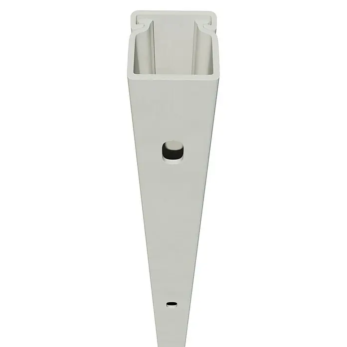 Kabelkanal - L x B x H: 2 m x 15 mm x 15 mm, Weiß - Detailaufnahme einer langen, weißen Profilleiste mit Löchern, ideal für verschiedene Montageanwendungen.