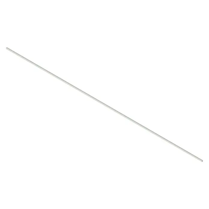 Mini-Kabelkanal - 2 m x 10 mm x 10 mm, Weiß, Mit Schaumklebeband 6mm - Nahaufnahme eines schmalen, silbernen Stabes auf einem kontrastierenden schwarzen Hintergrund, der eine moderne, minimalistische Ästhetik betont.