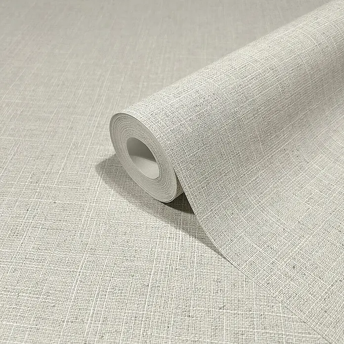 Marburg Travertino Vliestapete - Strukturgreige, Uni, 10,05 x 0,53 m - Nahaufnahme einer Rolle hellgrauer Tapete mit leinenartiger Textur, ideal für moderne Wohnräume.