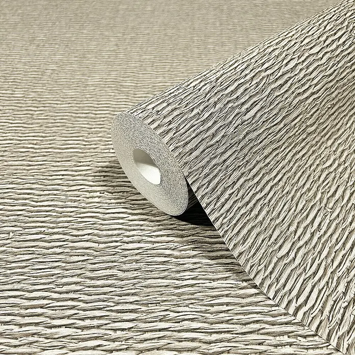 Marburg Travertino Vliestapete Textiloptik - Weißbeige, Sonstiges, 10,05 x 0,53 m - Nahaufnahme einer Rolle gemusterter Tapete in neutralen Farben, die eine dezente Textur für die Wandgestaltung bietet.