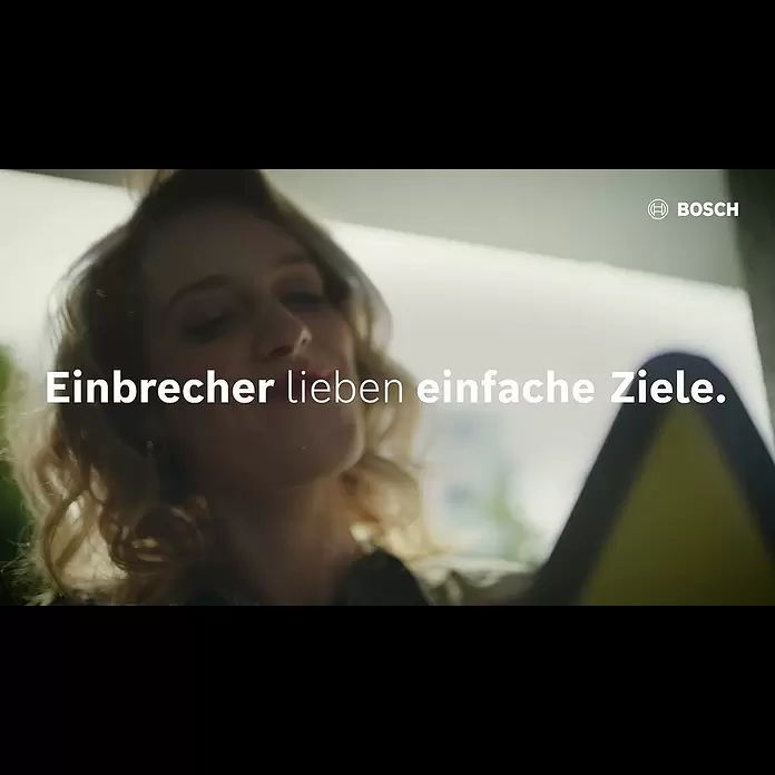 Bosch Smart Home Außenkamera Eyes II - 1.080 Pixel (Full HD), Silber, Erfassungswinkel: 180 °, Erfassungsreichweite: 8 m - Einbrecher lieben einfache Ziele - geht auch smarter!
