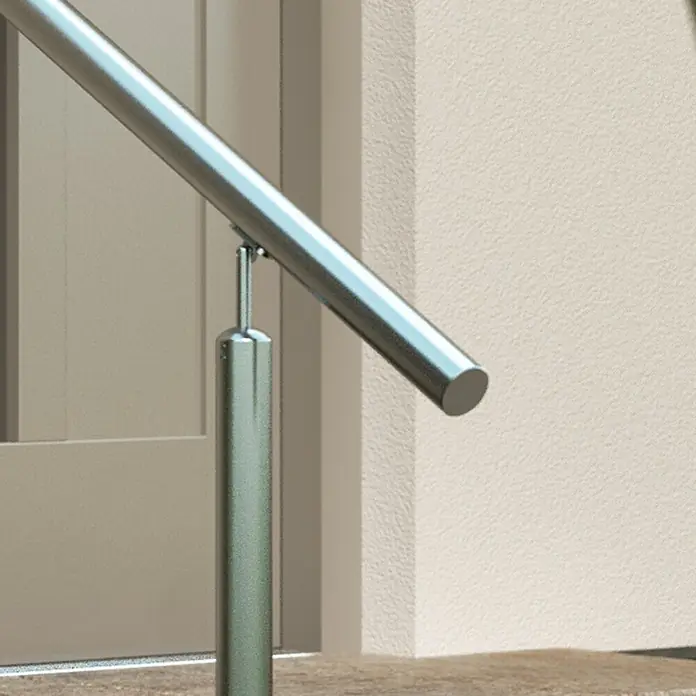 Dolle Geländer-Set PS 511 - Seitenmontage, Edelstahl V2A, Länge: 150 cm - Nahaufnahme einer Treppe mit einem silbernen Geländer, das an einer weißen Wand befestigt ist und eine moderne Note verleiht.