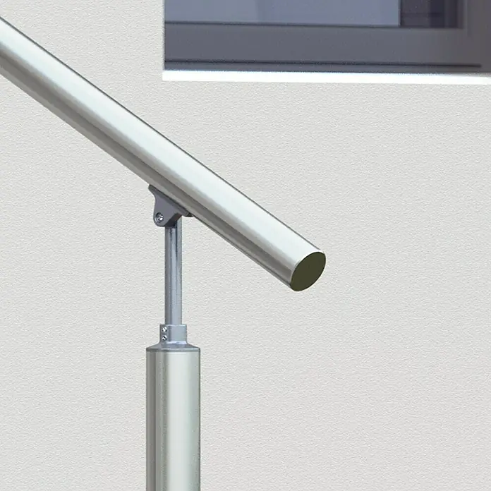 Dolle Geländer-Set PS 071 - Seitenmontage, Aluminium, Länge: 115 cm - Detailaufnahme eines modernen Treppengeländers aus Edelstahl, das an einer weißen Wand befestigt ist.