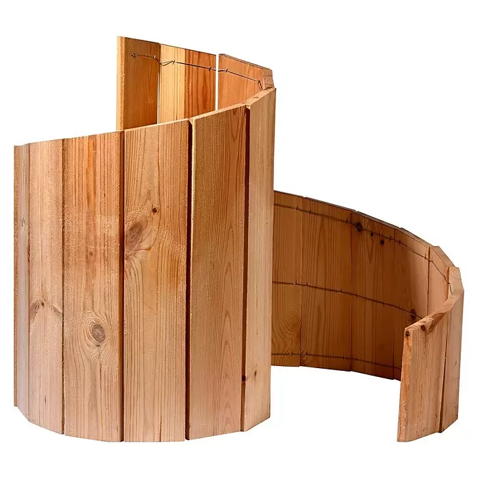 Dobar Kräuterspirale - L x B x H: 250 x 1,6 x 68 cm - Gebogene Holzgartenumrandung aus hellen vertikalen Brettern, mit Draht verbunden, spiralförmig angeordnet.