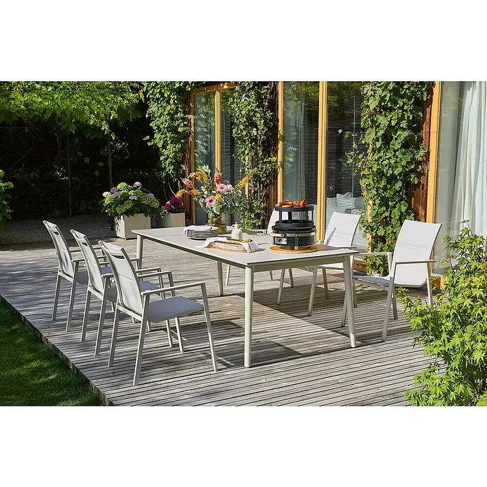 Sunfun Solo Gartentisch - L x B x H: 230 x 100 x 76,5 cm, Aluminium, Sintered Stone, Light-Greige, Ausziehbar - Einladender Essbereich im Freien mit einem eleganten Tisch und passenden Stühlen, ideal für Mahlzeiten im Garten.
