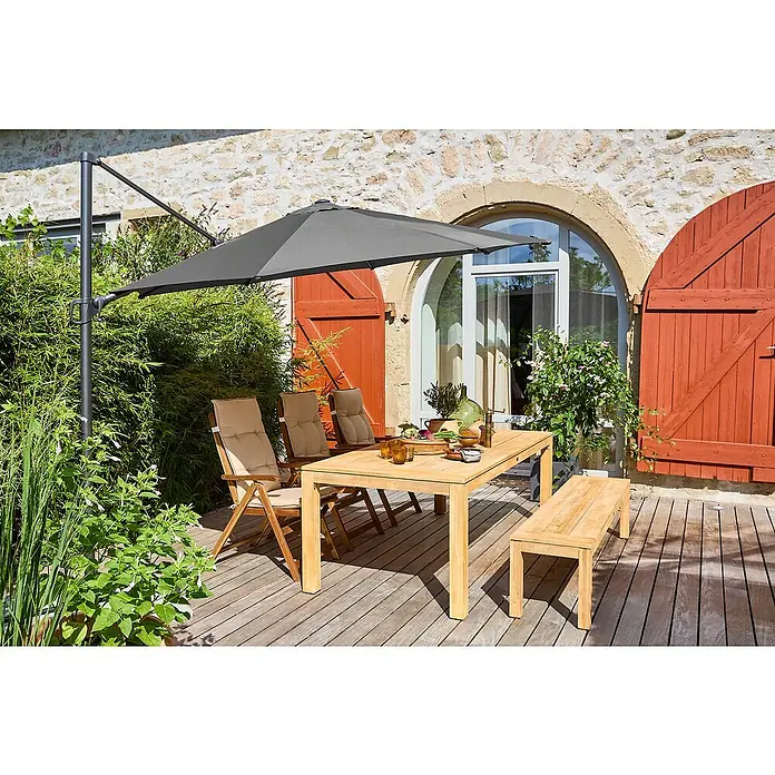 Sunfun Gartenmöbel-Set Laura/Diana/Capri - 6 -tlg., Braun/Anthrazit, Klappbar - Gemütliche Gartenterrasse mit Esstischgruppe unter einem großen, schattenspendenden Sonnenschirm.