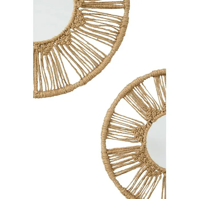 Espejo de pared Serena - 2 pzs., Diámetro: 45 cm, Natural - Primer plano de dos espejos de pared redondos con marcos decorativos de fibra de yute tejida para una estética natural.