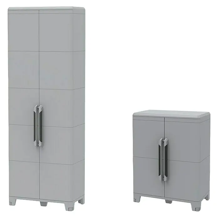 Terry Transforming Armario multiusos de plástico  Modular 5 + Modular 2 - 2 piezas - Imagen de un armario alto y uno bajo de plástico gris con dos puertas y tiradores plateados, sobre un fondo negro.