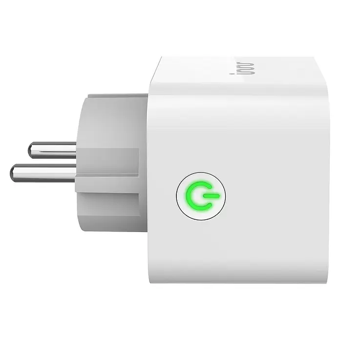 Innr Lighting Smart-Steckdose Smart Plug - Innen, Weiß, 1 Stk. - Weißer Smart Plug mit grün leuchtendem Ein-/Ausschalter und zwei Metallstiften.