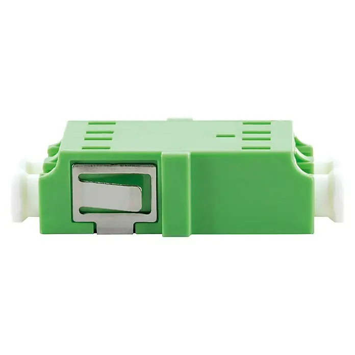 Schwaiger Adapter LC-Duplex-Adapter ohne Fahne - 1 Stk. - Nahaufnahme einer grünen Phoenix Contact DIN-Schienenklemme mit Metalleinsatz, ein wichtiges Bauelement für elektrische Installationen.