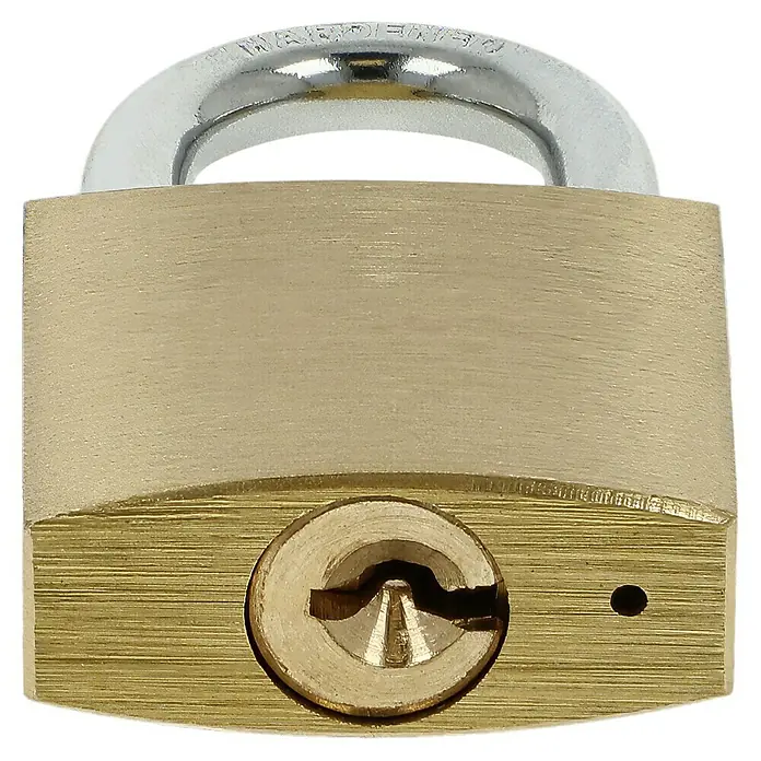 Stabilit Vorhängeschloss-Set - 4 Stk., Breite: 30 mm, Stahl - Nahaufnahme eines Vorhängeschlosses aus Messing mit silbernem Bügel. Ein sicheres Schloss für zusätzlichen Schutz.