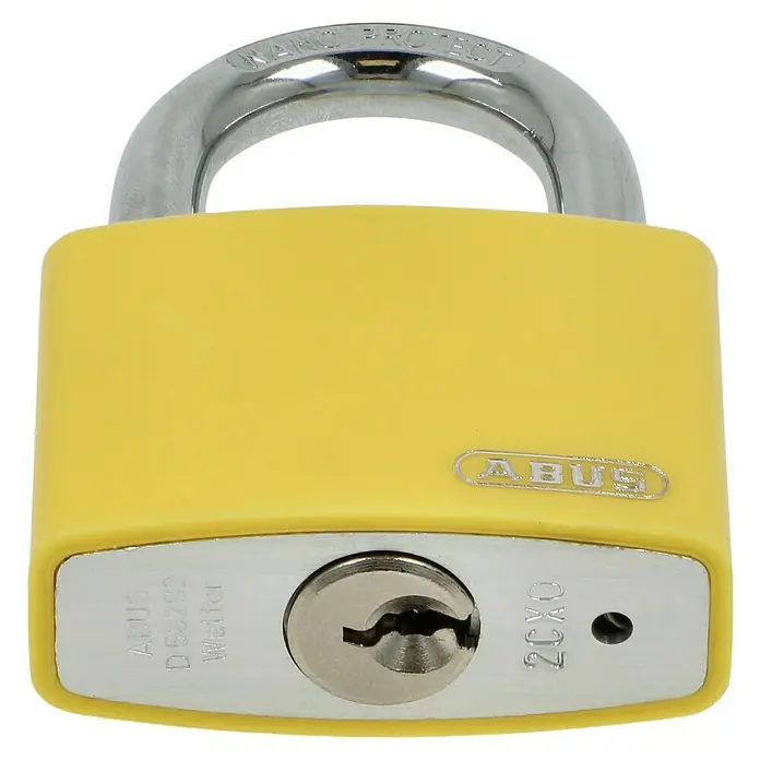 Abus Vorhängeschloss T65 AL 40 Color - 40 x 65 mm, Bügelstärke: 6,5 mm, Aluminium - Nahaufnahme eines gelben ABUS Vorhängeschlosses mit silberfarbenem Bügel und Schlüsselloch.