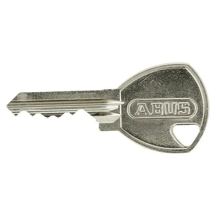 Abus Vorhängeschloss T65 AL 40 Color - 40 x 65 mm, Bügelstärke: 6,5 mm, Aluminium - Nahaufnahme eines ABUS Schlüssels aus Metall, der durch seine Zacken und das Markenlogo ABUS auf dem Schlüsselkopf erkennbar ist.