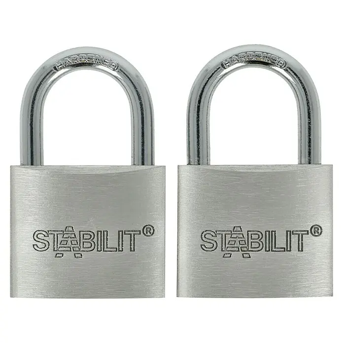 Stabilit Vorhängeschloss-Set A40-2 Gleichschließend - 2 Stk., Breite: 40 mm - Zwei silberfarbene "Stabilit"-Vorhängeschlösser mit gehärtetem Bügel für erhöhte Sicherheit und zuverlässigen Schutz.