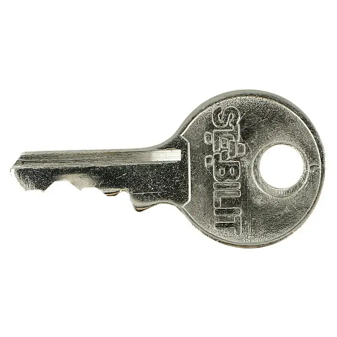 Stabilit Vorhängeschloss M20 - Breite: 21 mm, Bügelstärke: 3,5 mm - Nahaufnahme eines silbernen "Stabilit"-Schlüssels mit Zacken und einem runden Griffloch auf schwarzem Hintergrund.