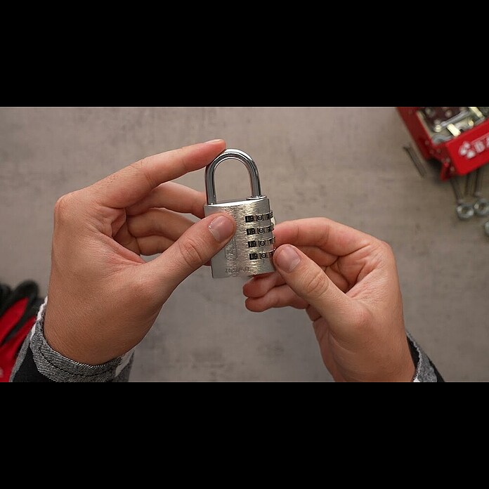 Abus Vorhängezahlenschloss 145/40 Metal (B x L: 41,5 x 17,5 mm, Aluminium, Anzahl Zahlenrollen: 4 Stk., Metall) | BAUHAUS