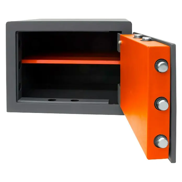 Arregui Caja fuerte Plus C - L x An x Al: 36 x 38,5 x 32 cm, Tipo de bloqueo: Llave, 23 l - Una caja fuerte con una cerradura naranja abierta, que revela una visión del interior gris con un estante rojo.
