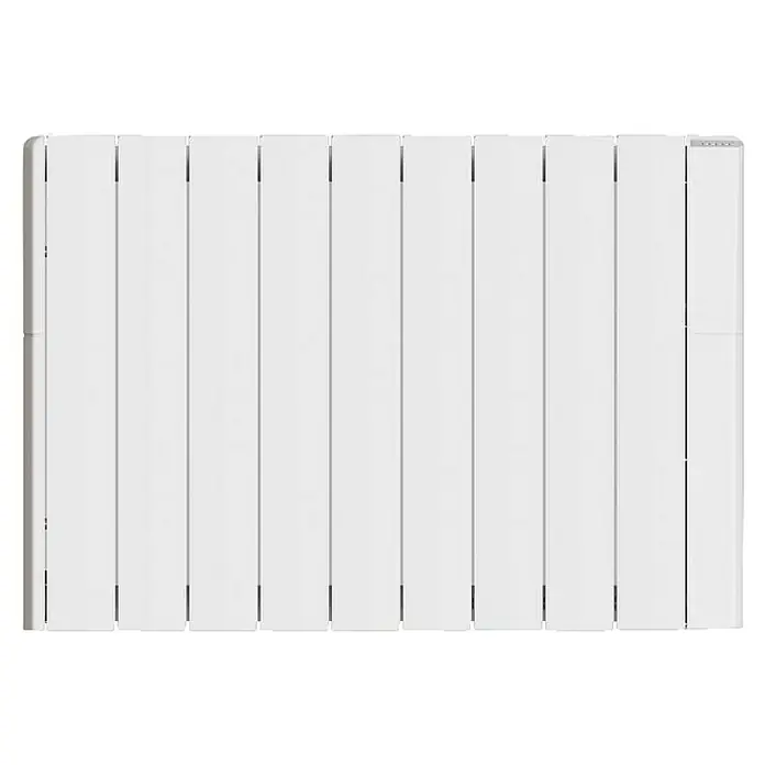 Corberó Emisor térmico - 1.500 W, Blanco, 9,5 x 81,5 x 58 cm, Fluido - Primer plano de un radiador blanco con múltiples paneles, que proporciona calidez y confort a cualquier habitación. Calefacción eficiente con diseño elegante.