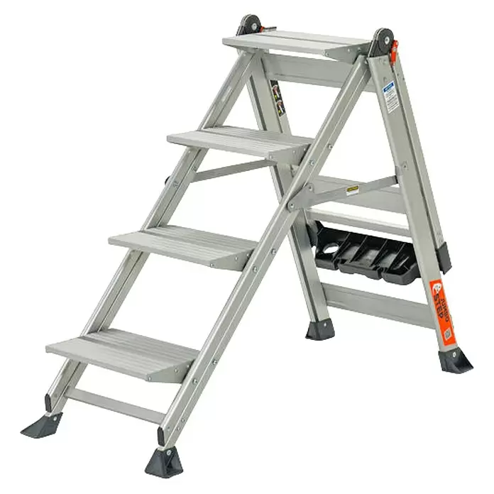 Little Giant Klapptritt Jumbo Step 4 Stufen - Anzahl Tritte: 4 Stk., Arbeitshöhe: 287 cm, Belastbarkeit: 150 kg, Aluminium - Silberne Aluminium-Klapptrittleiter mit vier breiten Stufen, einer oberen Plattform und integrierter schwarzer Ablage.