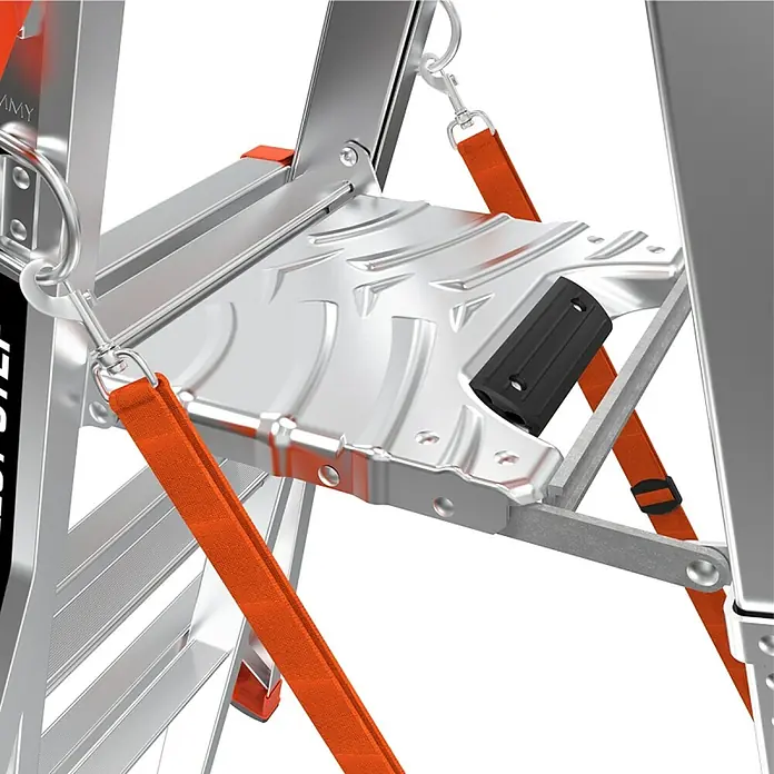 Little Giant Stehleiter SELECT STEP - Anzahl Tritte: 7 Stk., Arbeitshöhe: 376 cm, Belastbarkeit: 150 kg, Aluminium - Nahaufnahme eines stabilen Podests einer robusten Leiter, befestigt mit orangefarbenen Gurten und silbernen Haken für sicheren Halt.