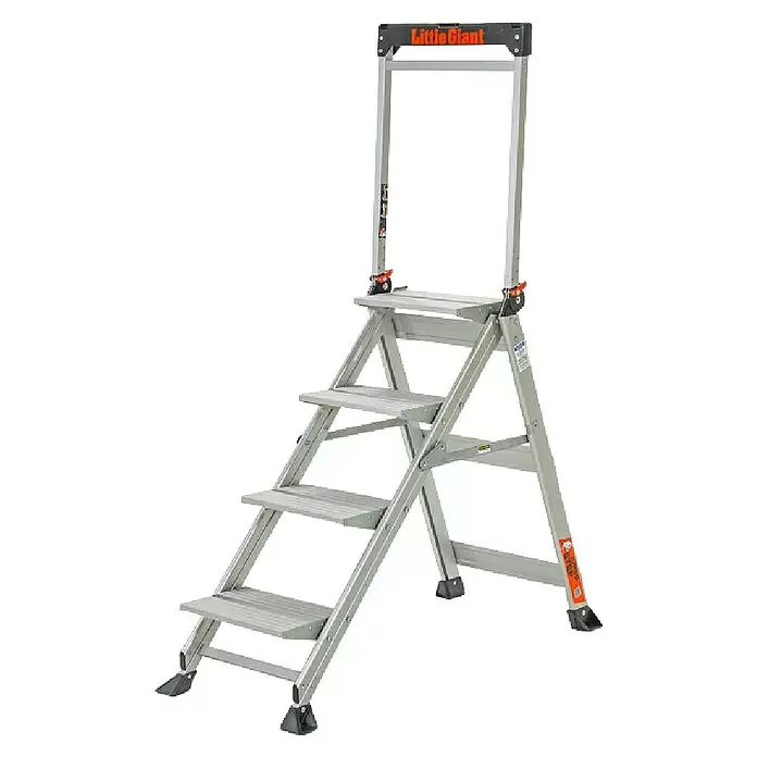 Little Giant Klapptritt Jumbo Step 4 Stufen - Anzahl Tritte: 4 Stk., Arbeitshöhe: 287 cm, Belastbarkeit: 150 kg, Aluminium - Silberne Aluminium-Klappleiter mit oberer Plattform und Sicherheitsgeländer, mit schwarzen und orangen Details.