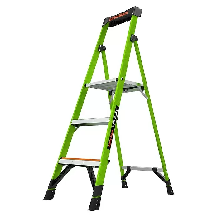 Little Giant Stehleiter MIGHTYLITE 3 Stufen - Anzahl Tritte: 3 Stk., Arbeitshöhe: 284 cm, Belastbarkeit: 150 kg, Verbundwerkstoff - Leuchtend grüne Little Giant Tuff-N-Lite Stehleiter mit Arbeitsplattform.