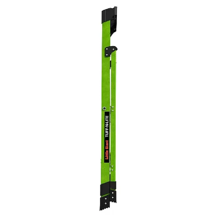 Little Giant Stehleiter MIGHTYLITE 2 Stufen - Anzahl Tritte: 2 Stk., Arbeitshöhe: 280 cm, Belastbarkeit: 150 kg, Verbundwerkstoff - Grüne Little Giant Tuff-Lite Verlängerungsleiter mit schwarzen Endkappen und Scharnieren.