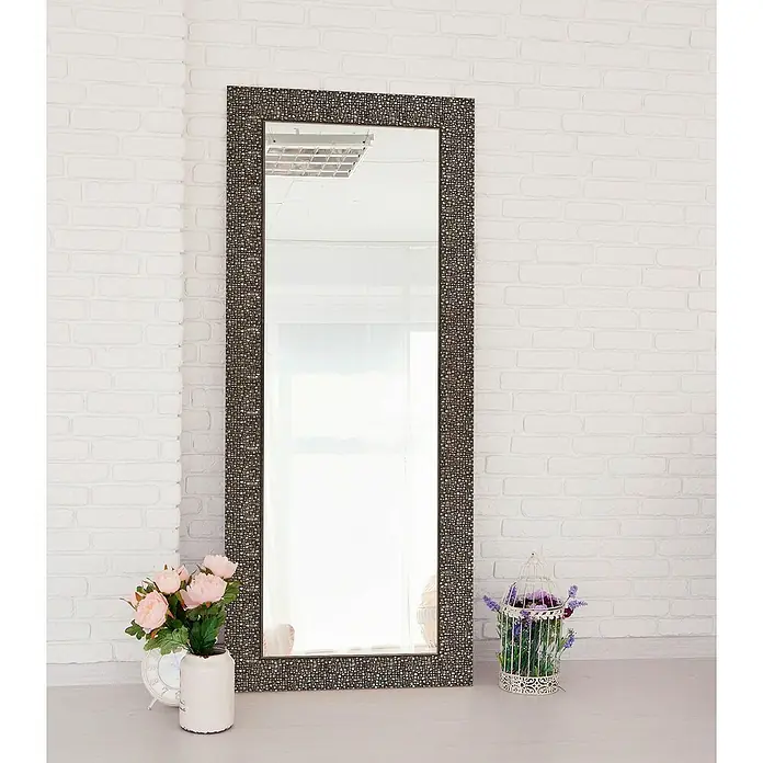 Espejo con marco Fantasía - 56 x 136 cm, Colores surtidos, Materiales naturales - Un elegante espejo rectangular con un marco decorativo que añade estilo a cualquier habitación. Ideal para pasillos, dormitorios o salones.