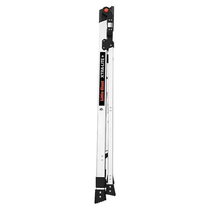 Little Giant Stehleiter XTRA LITE ALU 2 Stufen - Anzahl Tritte: 2 Stk., Arbeitshöhe: 251 cm, Belastbarkeit: 150 kg, Aluminium - Zusammengeklappte, weiß-schwarze Little Giant XTRALITE+ Mehrzweckleiter, kompakt zur Lagerung.