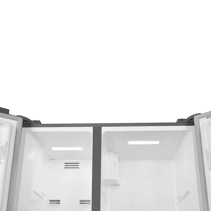 PKM Kühl-Gefrierkombination SBS444DIXWD - Nutzinhalt Gesamt: 439 l, 59 x 91 x 177 cm, Inox-Design - Offener, leerer Side-by-Side-Kühlschrank mit weißem Innenraum und grauen Akzenten.