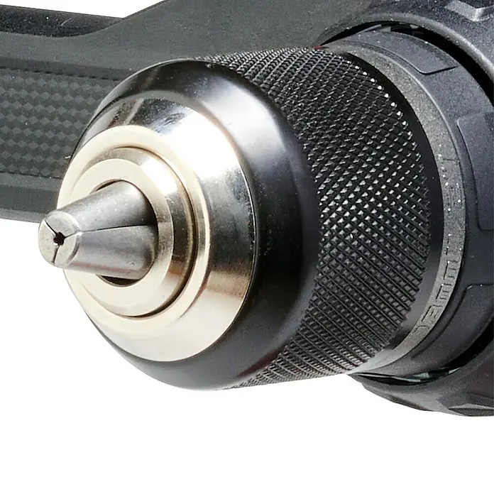 Einhell Professional PXC 18V Taladro atornillador percutor de batería TP-CD 18/120 Li-i BL - Solo - 18 V, Sin batería, 120 Nm - Primer plano de un taladro con portabrocas. La herramienta robusta es ideal para proyectos de bricolaje y profesionales.
