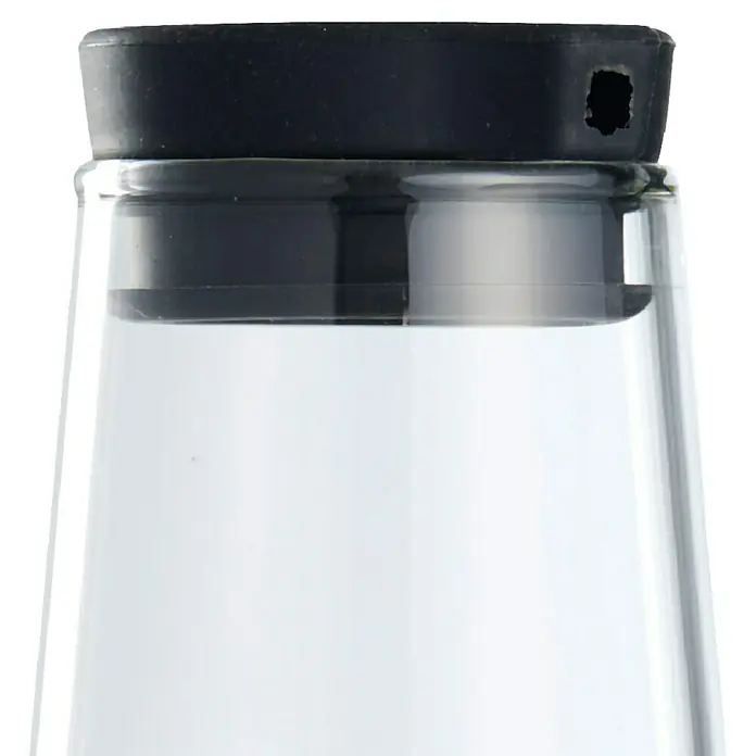 Aceitera y vinagrera - 280 ml, Vidrio - Primer plano de una elegante botella de agua con tapón negro, ideal para la hidratación diaria y para decoraciones de mesa elegantes.