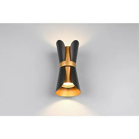 Trio Lighting  Aplique de pared LED Coat