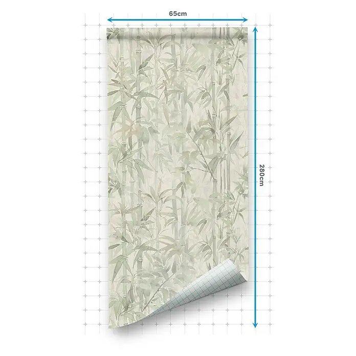 Papel pintado de vinilo autoadhesivo Bamboo - Beige/Verde, L x An: 280 x 65 cm - Primer plano de un rollo de papel pintado de bambú con indicaciones de anchura y longitud sobre un fondo cuadriculado.